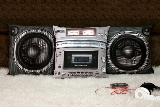 Boombox Pillow Set