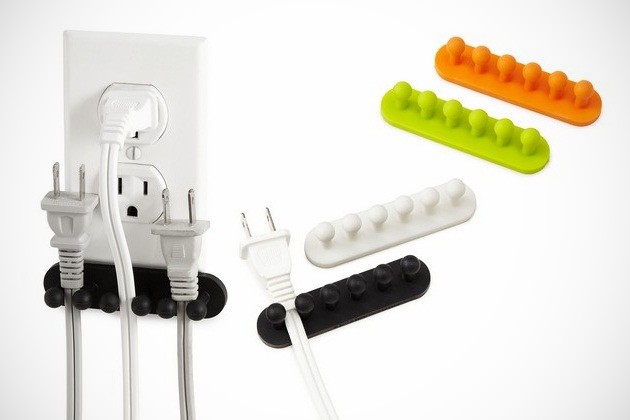 Plug Out Outlet Organizer