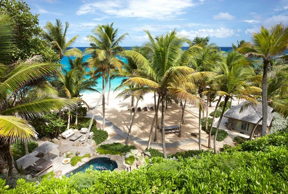 Sunrise House Macaroni Beach of Caribbean island of Mustique, West Indies (1)