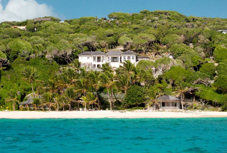 Sunrise House Macaroni Beach of Caribbean island of Mustique, West Indies (11)