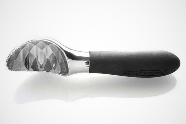 serrated ice cream scoop