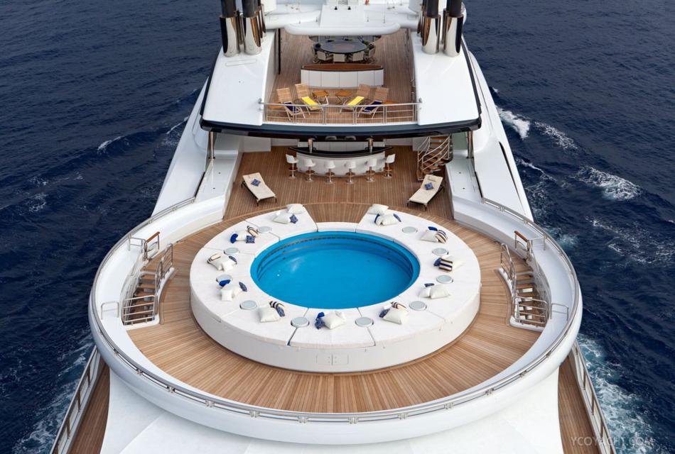 Serene Luxury Yacht (7)