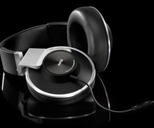 AKG K551 Headphones