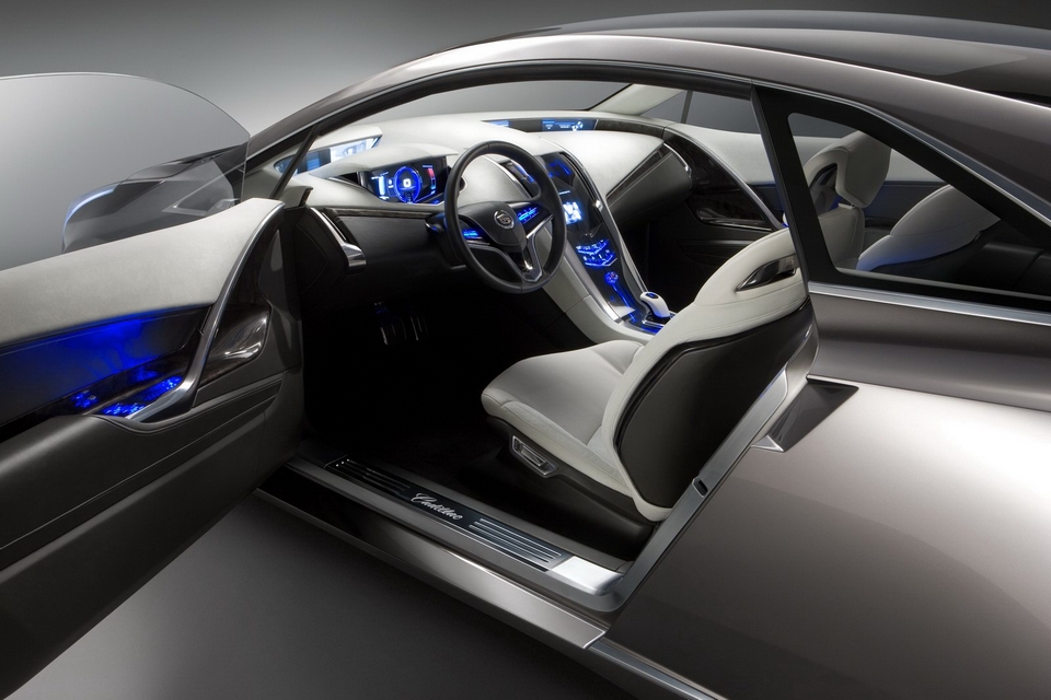 2013 Cadillac ELR Electric Car (3)