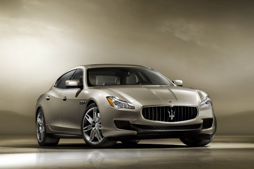 2013 Maserati Quattroporte for 2013 Detroit Auto Show (1)