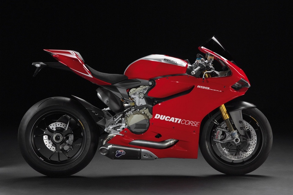 2013 Ducati 1199 Panigale R (1)