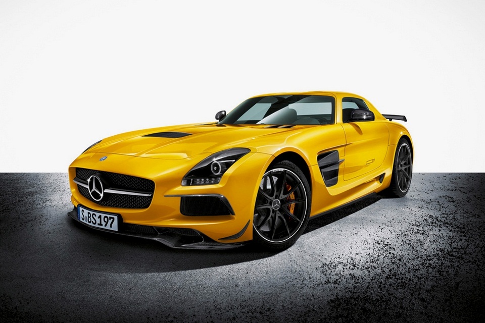 2014 Mercedes-Benz SLS AMG Black Series (2)