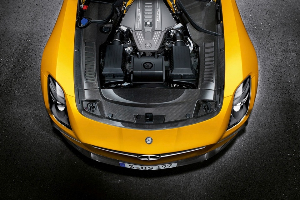 2014 Mercedes-Benz SLS AMG Black Series (7)