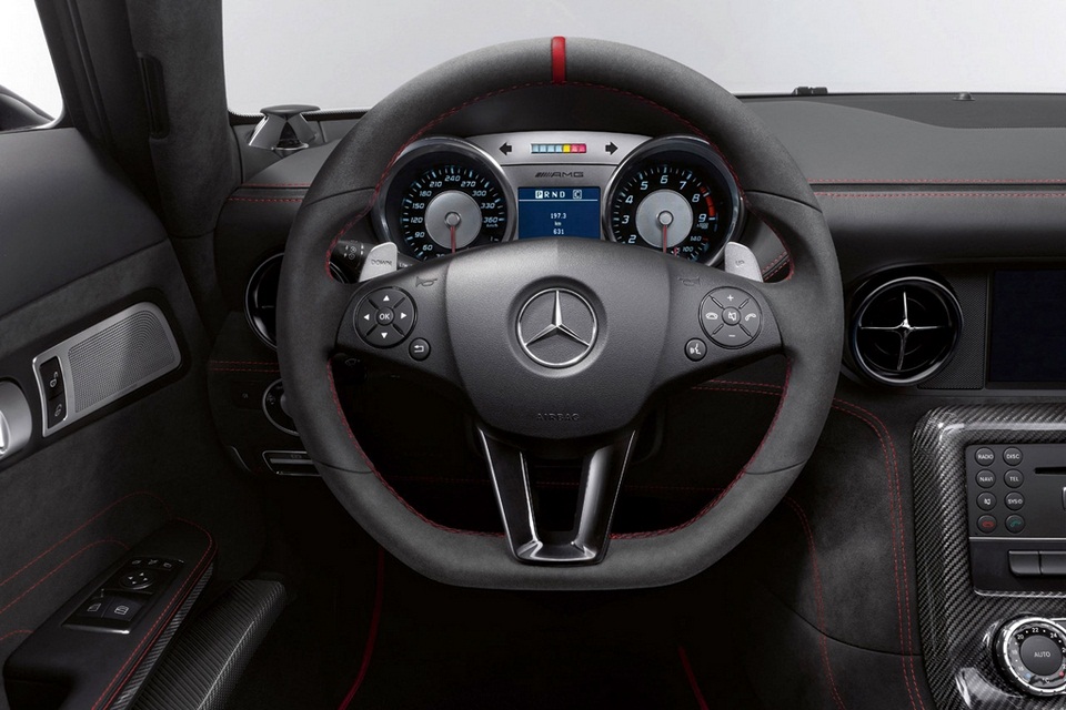 2014 Mercedes-Benz SLS AMG Black Series (6)