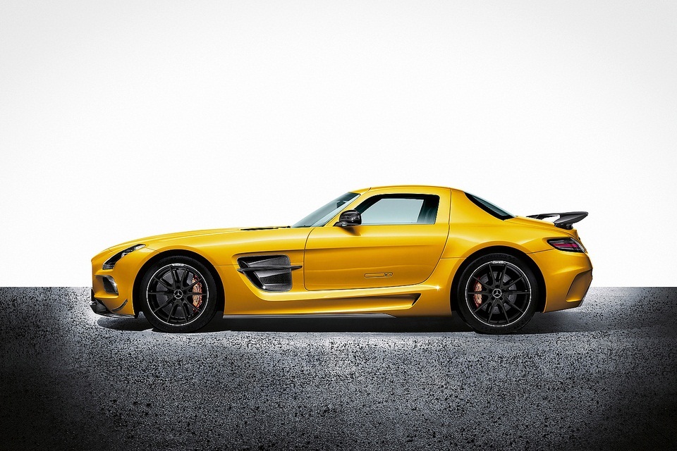 2014 Mercedes-Benz SLS AMG Black Series (5)