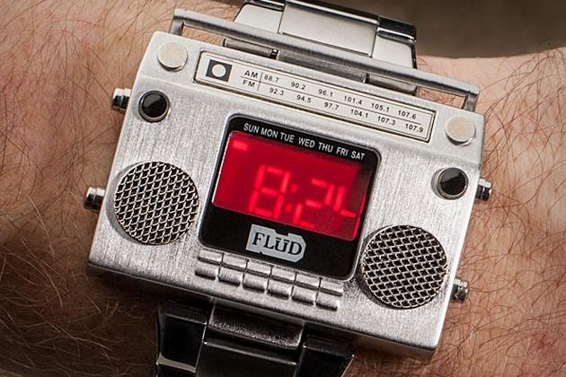 Boombox Metal Wristwatch (2)