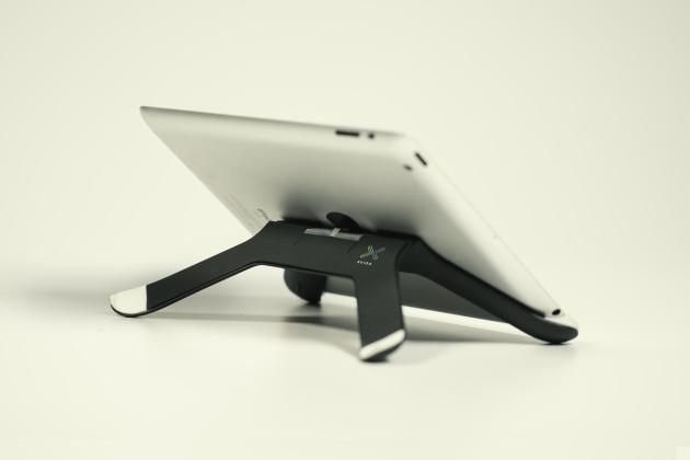 Boomerang - iPad Mount & Stand