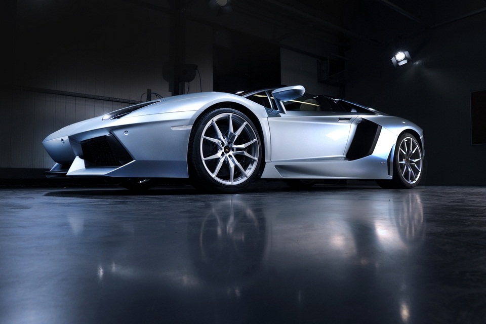 Lamborghini Aventador LP 700-4 Roadster (8)