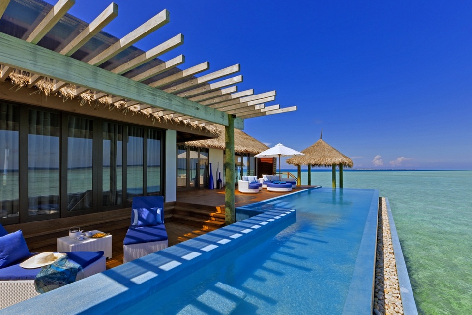 Luxury Velassaru Resort - Maldives (2)