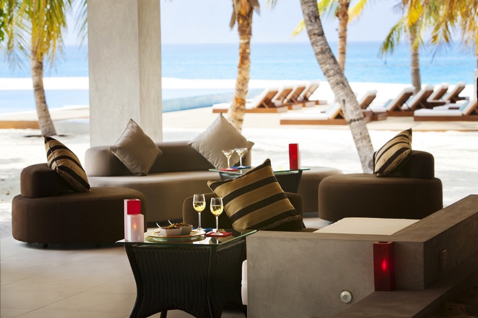 Luxury Velassaru Resort - Maldives (8)