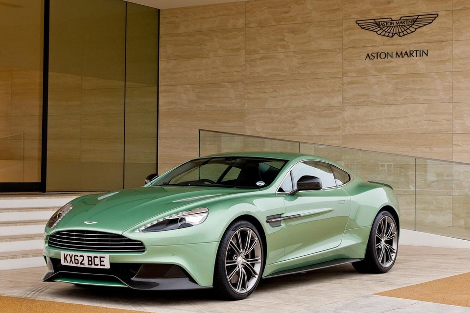 2014 Aston Martin Vanquish (3)