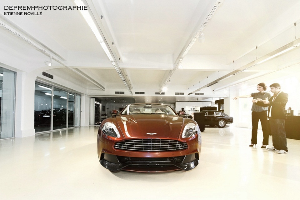 2014 Aston Martin Vanquish (2)