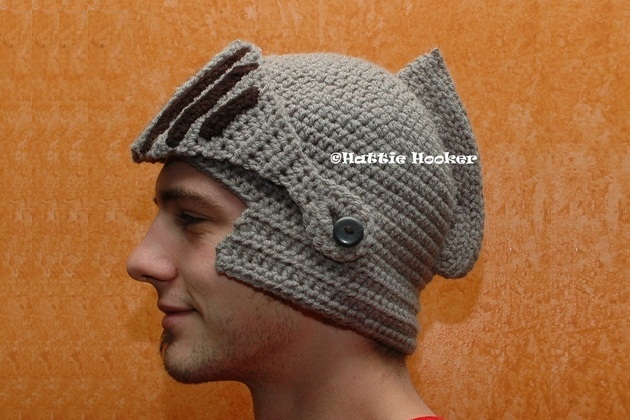 Crocheted Knight Helmet (1)