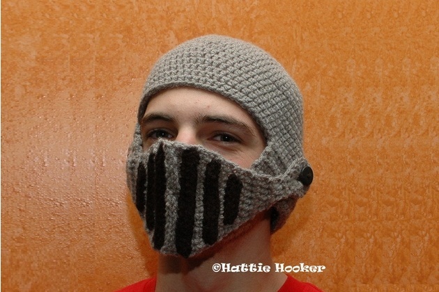 Crocheted Knight Helmet (2)