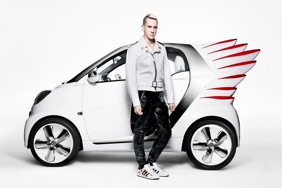 Jeremy Scott-designed custom Smart ForTwo (2)