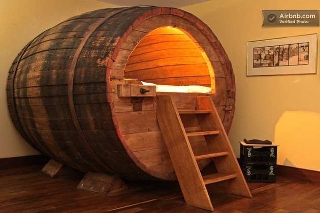 Beer barrel bedroom (8)