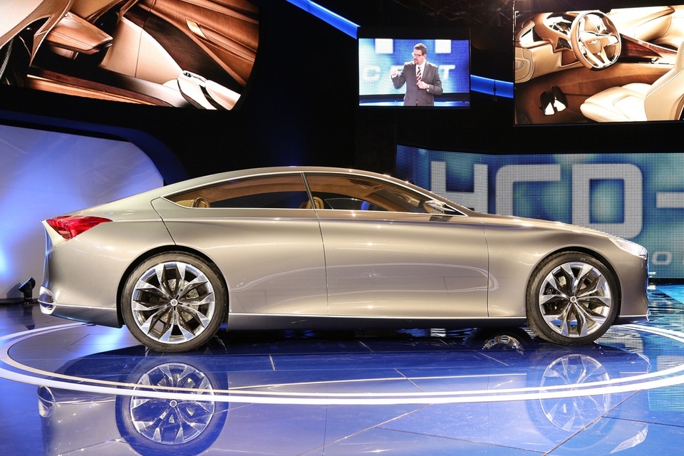 Hyundai HCD 14 Concept (2)