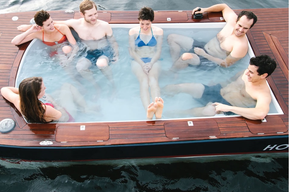 The Hot Tub Boat (1)