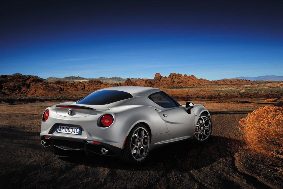 Alfa Romeo 4C Launch Edition (3)