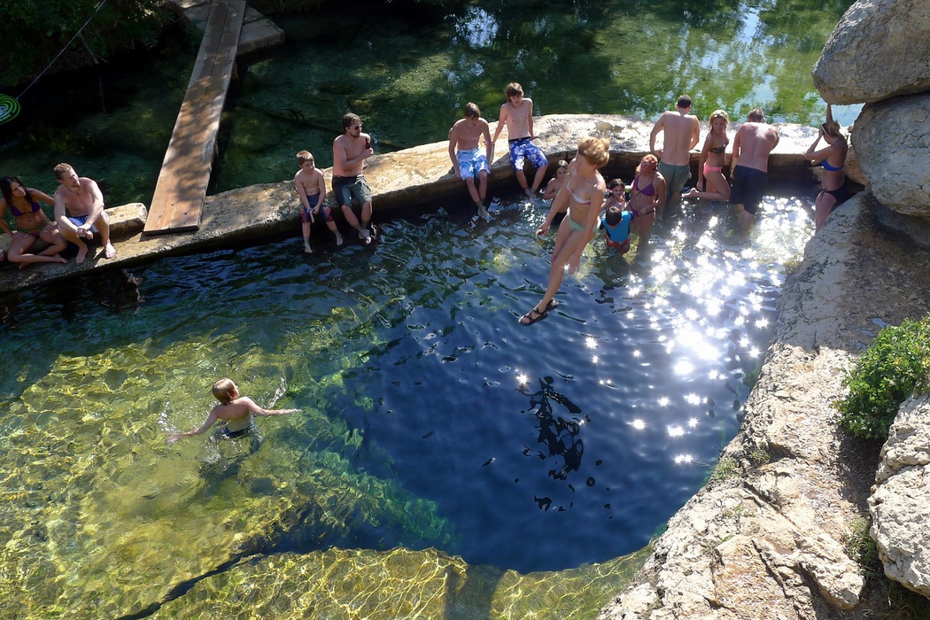 Jacobs Well Texas Most Dangerous Diving Spot (1)