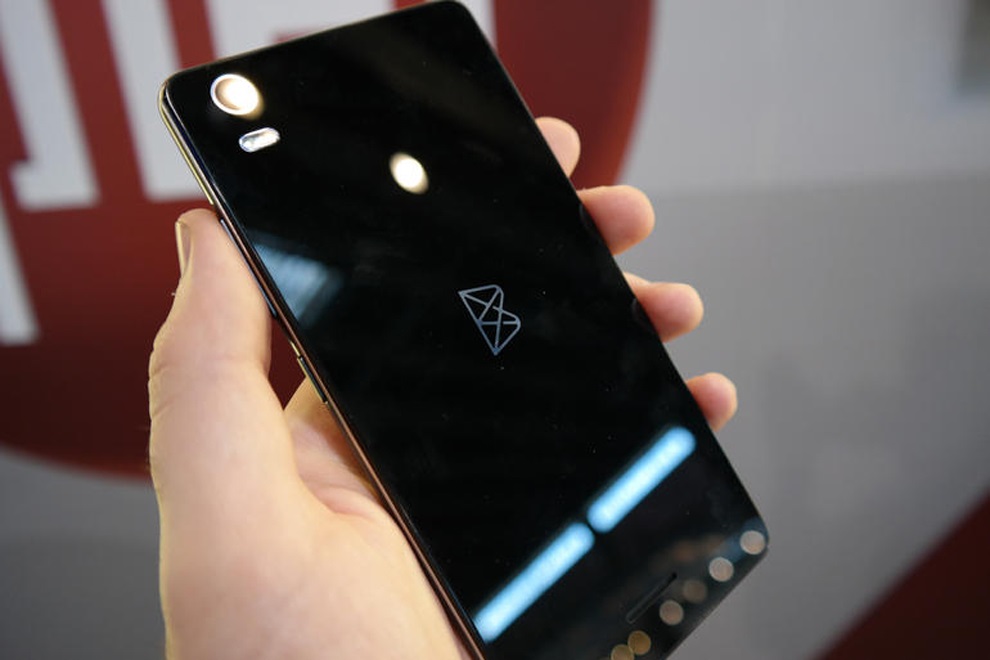 Blackphone 2 A Smartphone So Secure Even Hillary Clinton Might Use It (1)