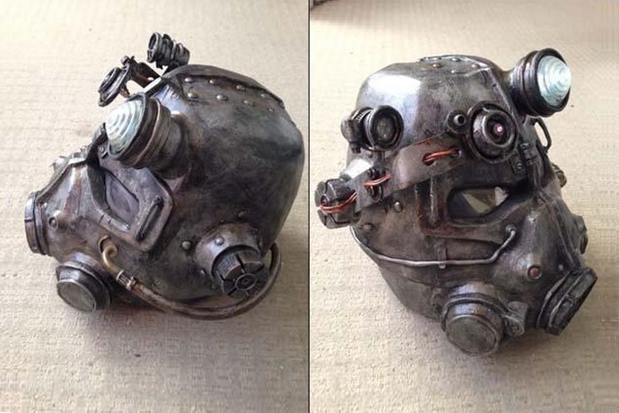 Fallout 3 T-45d Helmet (1)