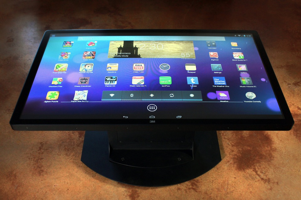 Ideums 46 Multitouch Coffee Table