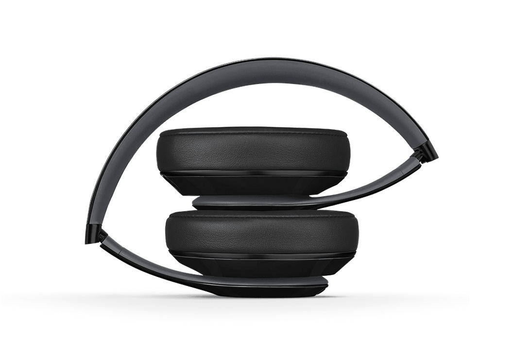 The Redesigned Worlds Famous Beats Studio Headphones (1)