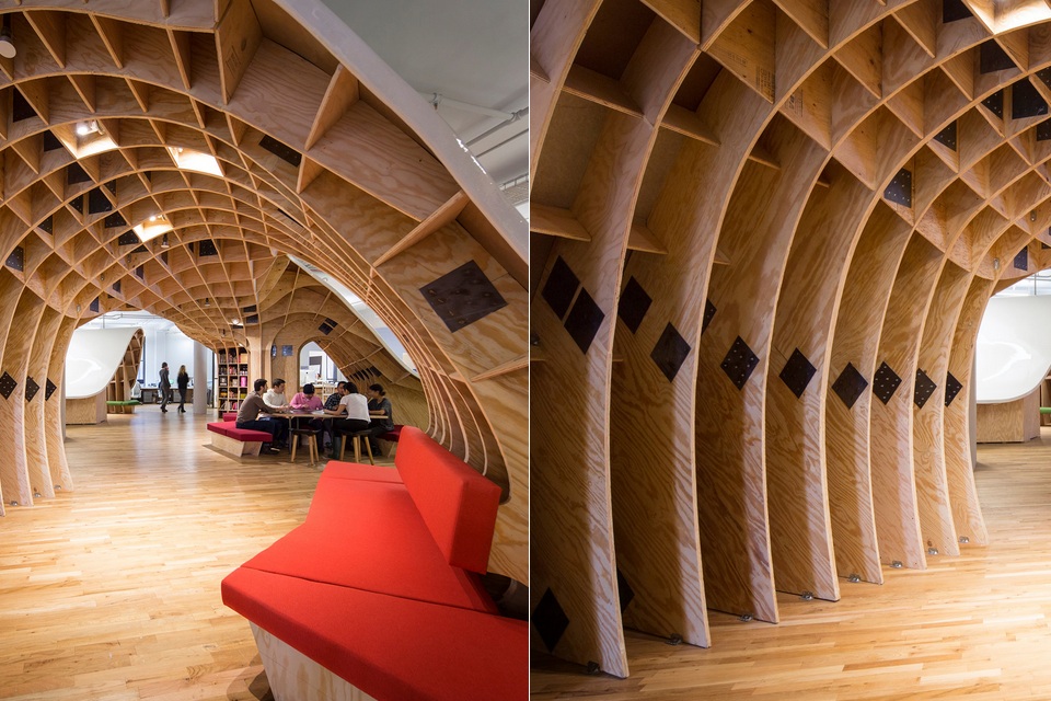 The Superdesk Comfortably Seats 125 People