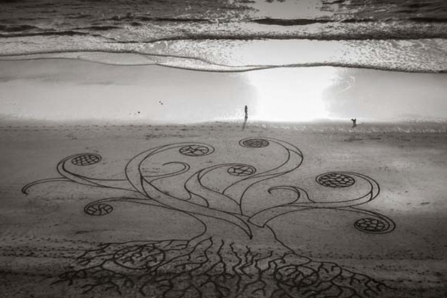 Andres Amodors Mind Blowing Temporary Beach Art