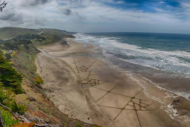 Andres Amodors Mind Blowing Temporary Beach Art