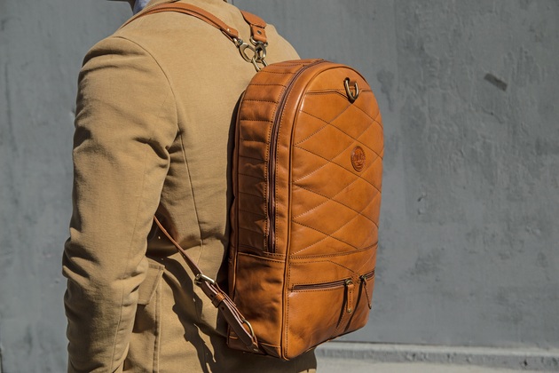 First Two Sided Leather Backpack Revealed on Kickstarter