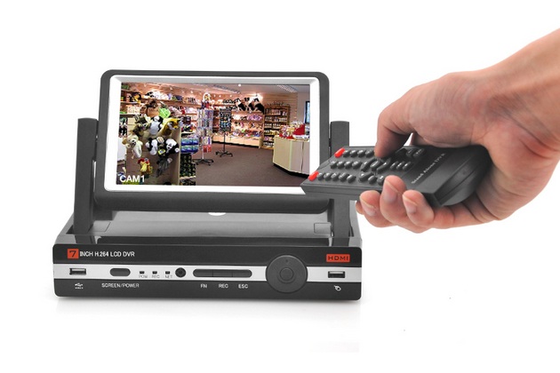 8 Channel Portable DVR With 7 Inch Screen