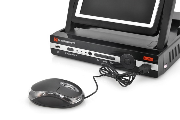 8 Channel Portable DVR With 7 Inch Screen