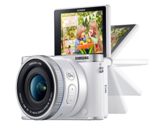 Samsung Mirrorless NX3000 Camera