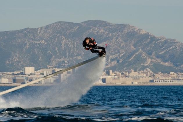The Real Life Flying Water Hoverboard (8)