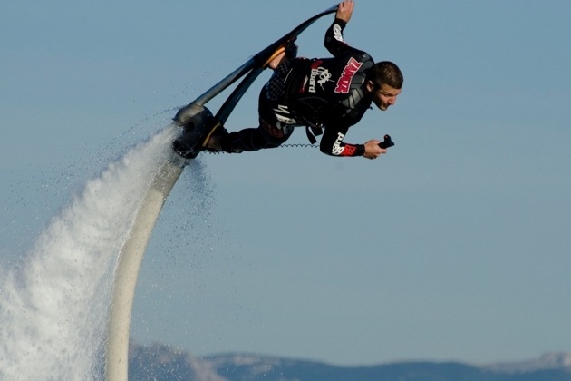 The Real Life Flying Water Hoverboard (3)