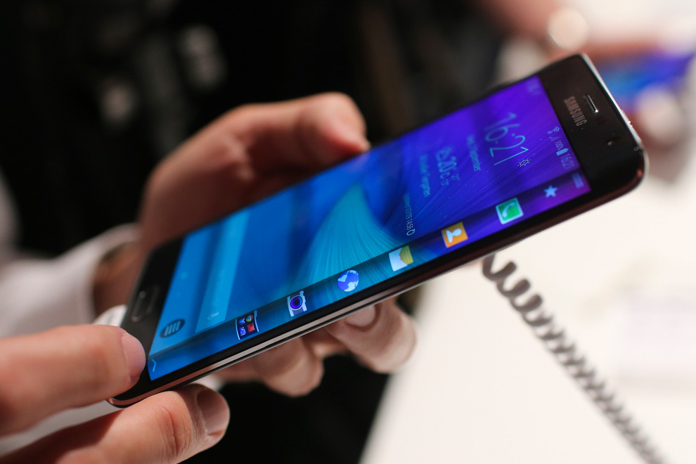 Samsung Galaxy Note Edge (3)