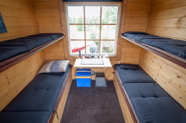 Floating Sauna Houseboat Saunalautta