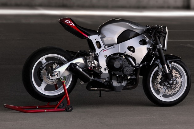 Transform your Honda CBR into a Sci-Fi Street Fighter