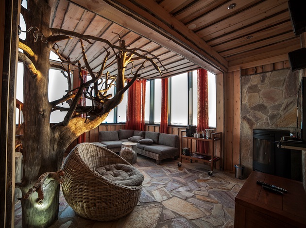 Incredible Eagles View Suite at Iso Syote Hotel in Finland (3)