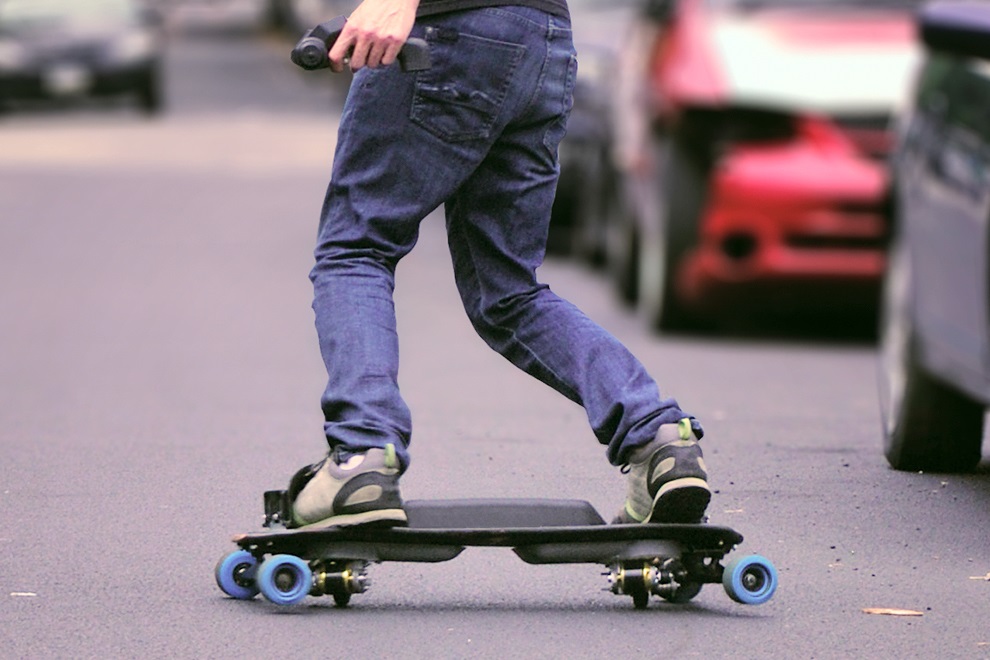 LEIF eSnowboard