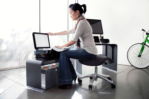 Oneless Space Saving Desk (2)