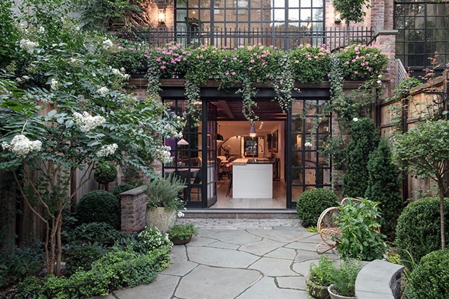 West Village Townhouse Turned Into Home Office (7)