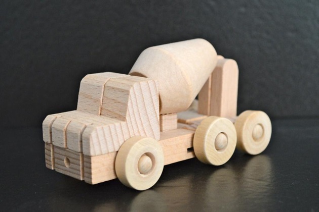 Meet WooBots Creative Wooden Robot Toy (6)